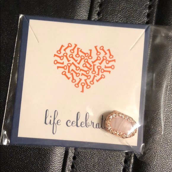 Keep Pave Set Pink Agate Heart - Picture 1 of 2